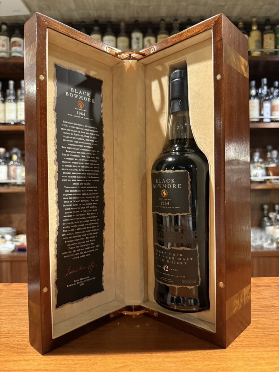 【ボトル売り・新品未開封】BOWMORE ブラックボウモア4th 42年 1964‐2007 40.5% - 画像 (2)